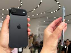 48979 B