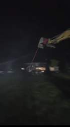 1721883 B