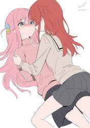 834732 B