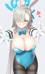 471643 B