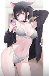 1293043 B