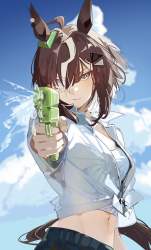 704687 B