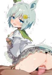 475573 B