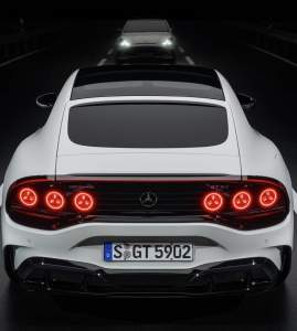114707 B
