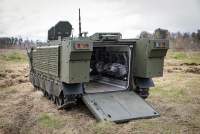 319425 B