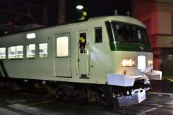 306421 B