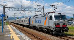 624870 B