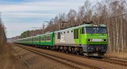 678233 B