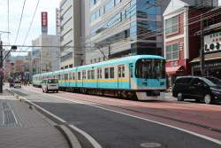 789880 B