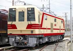 157858 B