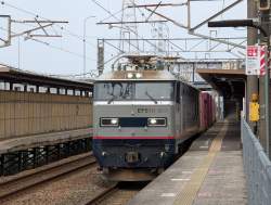 539582 B