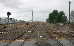 465700 B