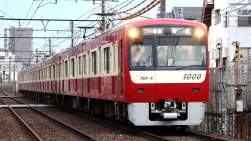 573812 B