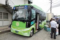 565021 B