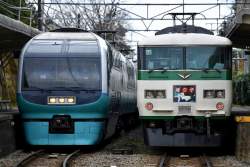 124359 B