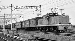 373832 B