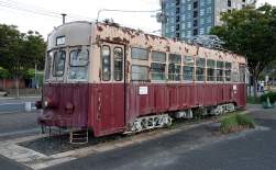 999128 B