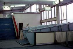 83587 B