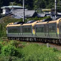 560537 B