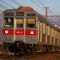 486943 B