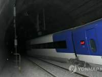 10084 B