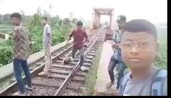 877945 B