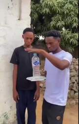 826767 B
