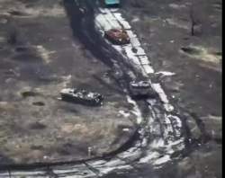 2737907 B