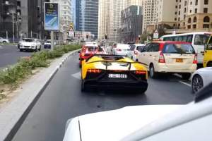 2426326 B