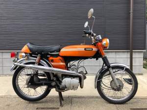 125105 B