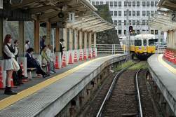 681733 B