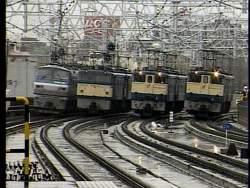 157876 B