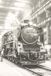 1063696 B