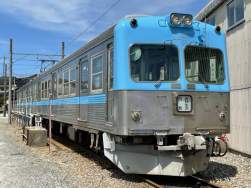 118893 B