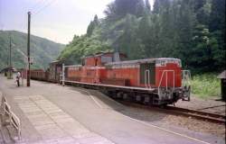 104422 B