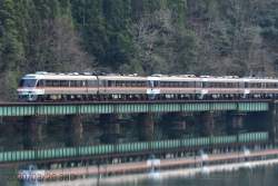 50618 B