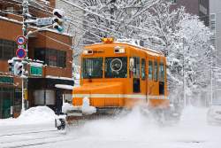 253944 B
