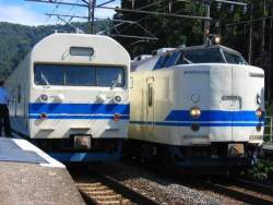 43982 B