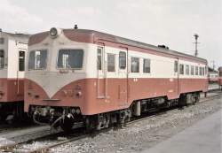 551892 B