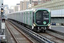 463250 B