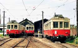 560081 B