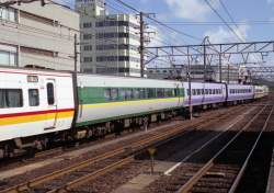 157723 B