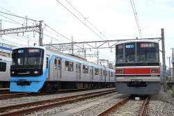 394945 B