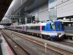 560457 B