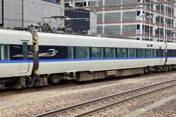327729 B