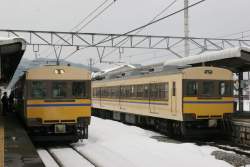49224 B