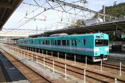 457852 B