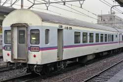 325628 B