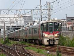 404042 B