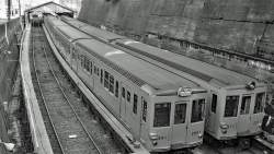 560113 B